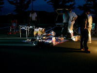 �w�b�h���C�g�Ɩ��̒�������s��ꂽ